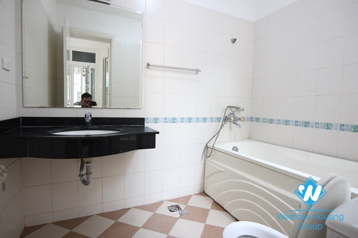 Three bedrooms house in Tu Hoa st, Tay Ho district, Ha Noi